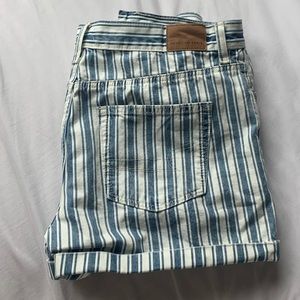 Brand new american eagle shorts!!!!